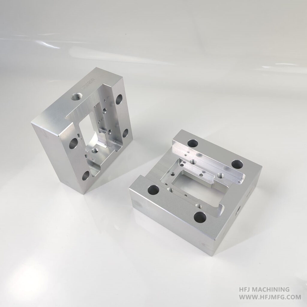 Precision CNC milled aluminum components with complex cavities and drilled holes