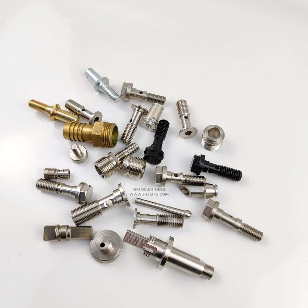 Custom CNC turned components in different shapes with threads, holes and precision machining